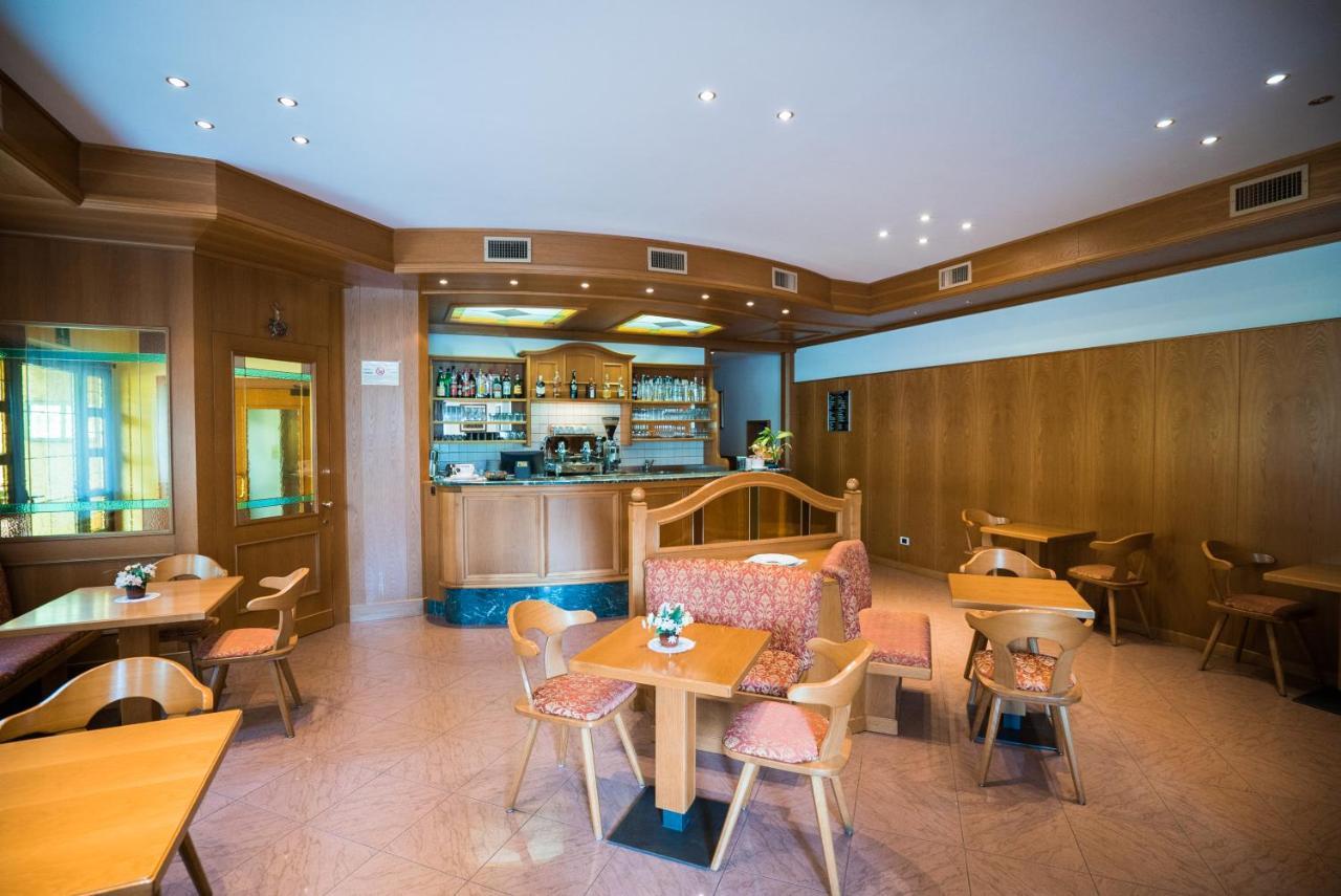 Hotel Rio Кадерцоне Екстер'єр фото