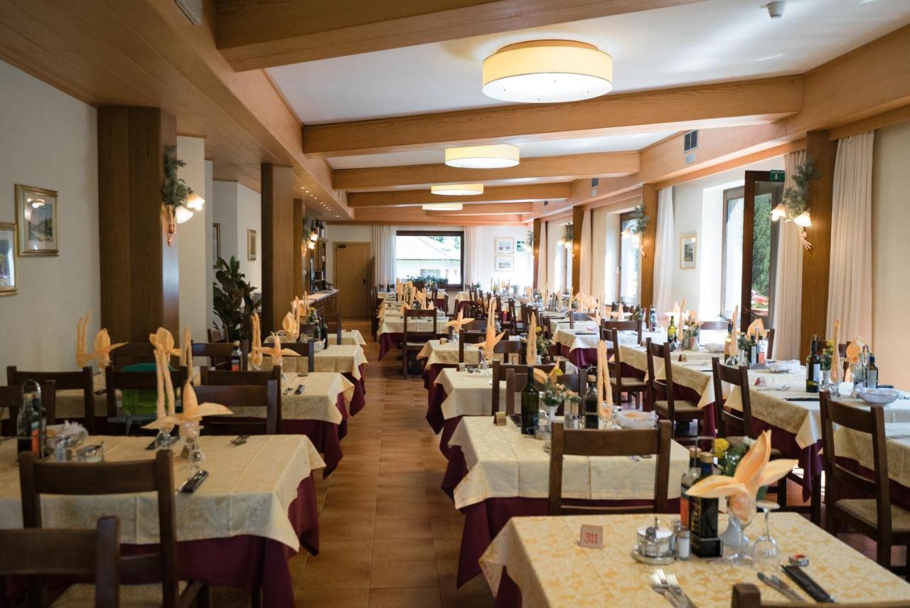 Hotel Rio Кадерцоне Екстер'єр фото